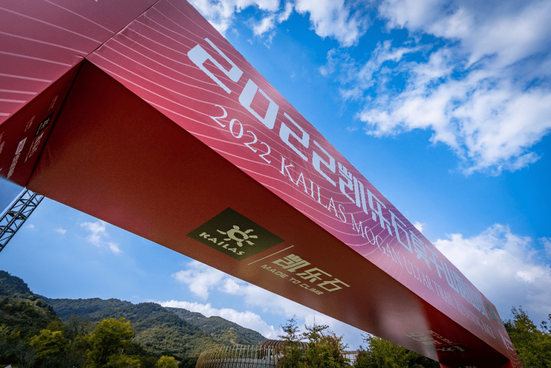 鯊魚王多變體汽車智能皮卡后箱蓋 鯊魚王多變體汽車智能皮卡后箱蓋