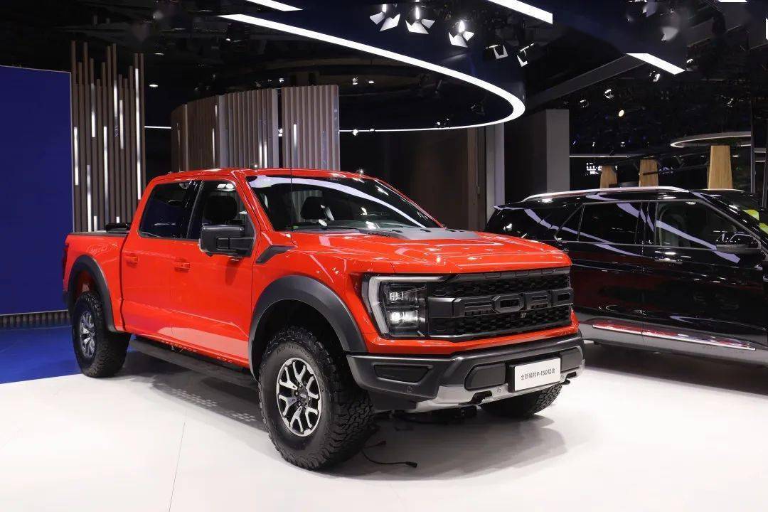 鯊魚王多變體汽車智能皮卡后箱蓋 鯊魚王多變體汽車智能皮卡后箱蓋