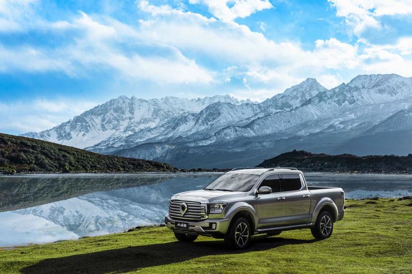 鯊魚王多變體汽車智能皮卡后箱蓋 鯊魚王多變體汽車智能皮卡后箱蓋