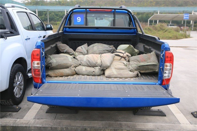 鯊魚(yú)王多變體汽車(chē)智能皮卡后箱蓋 鯊魚(yú)王多變體汽車(chē)智能皮卡后箱蓋