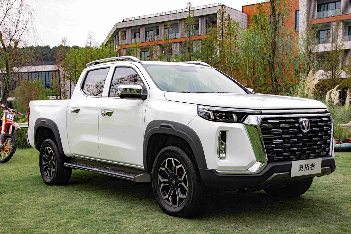 長安覽拓者乘用化皮卡正式上市  起價9.9萬 長安覽拓者乘用化皮卡正式上市  起價9.9萬