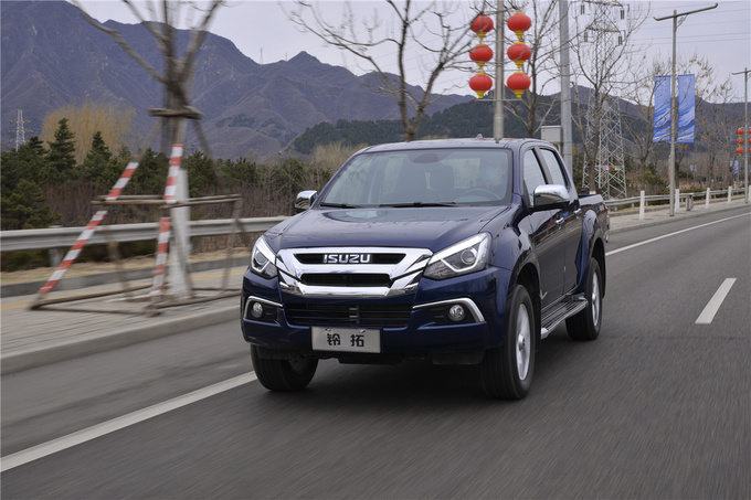 鯊魚王多變體汽車智能皮卡后箱蓋 2022年皮卡市場銷量達(dá)51萬輛 同比下降6%