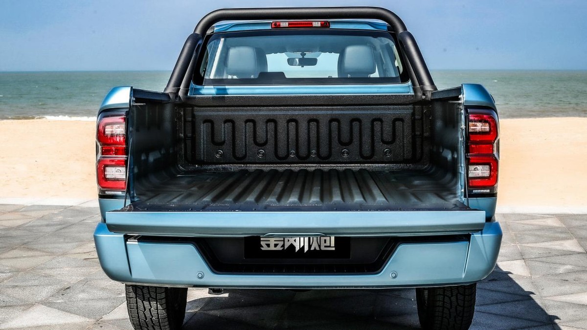 長城金剛炮自動擋車型在海口車展硬核上市 長城金剛炮自動擋車型在海口車展硬核上市