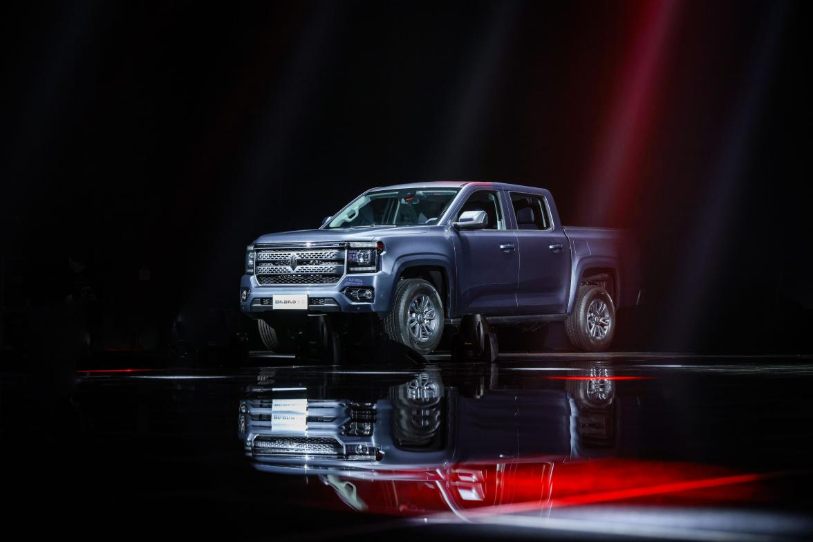 鯊魚王多變體汽車智能皮卡后箱蓋 江鈴皮卡大道品牌隆重發布 引領皮卡全場景時代