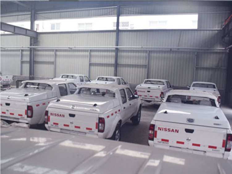 鯊魚王多變體汽車智能皮卡后箱蓋 鯊魚王多變體汽車智能皮卡后箱蓋