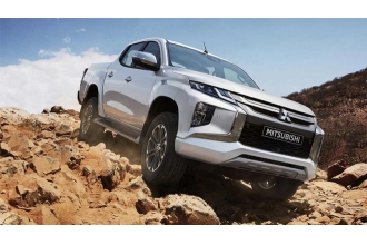 三菱L200皮卡開啟預(yù)售 采用最新家族式設(shè)計語言